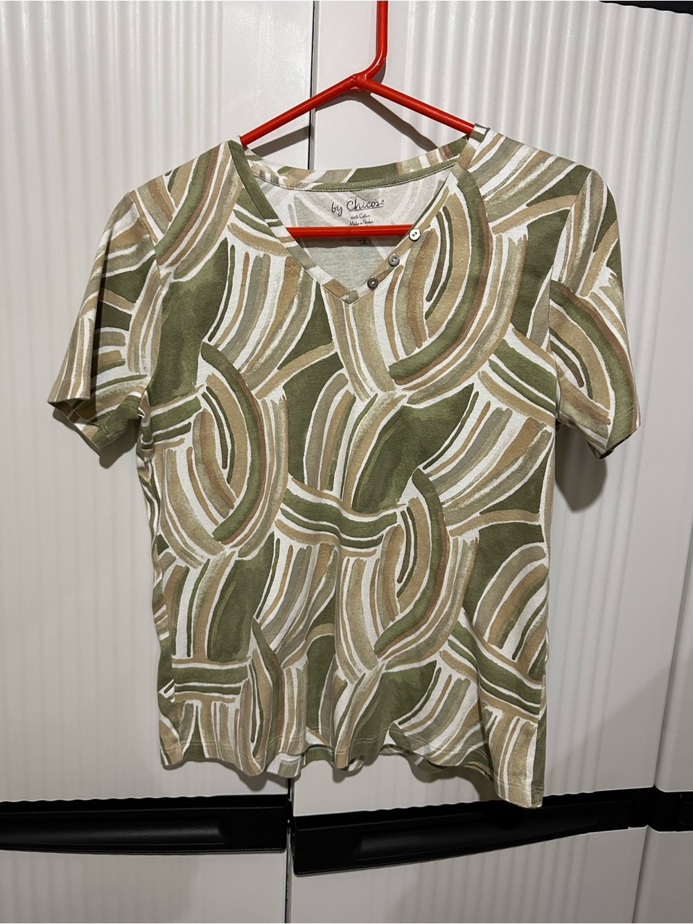 Chico's Olive and Beige Abstract V-Neck Short Sleeve Top L/US12